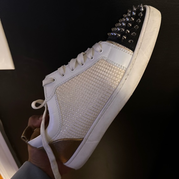 christian louboutin
Red bottom
Size 44
Men 11 - Picture 8 of 8